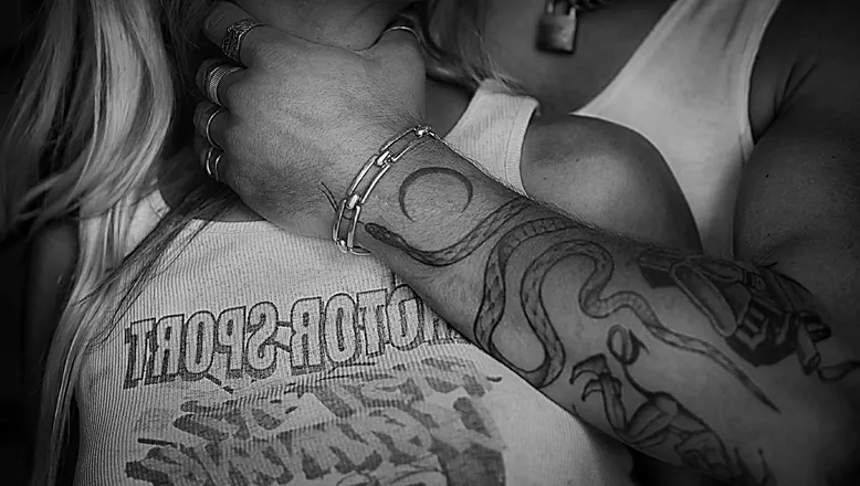 OnlyFans cuenta huntrbrooks header 2