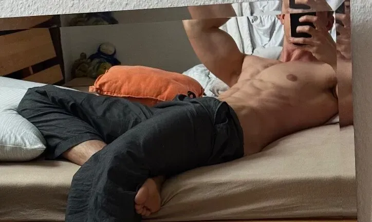 OnlyFans cuenta blondfitboy header 2