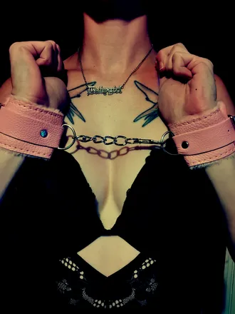 OnlyFans cuenta psychokitty92 header 2