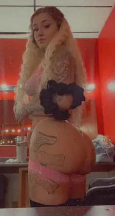 OnlyFans cuenta lexxxilv avatar 1