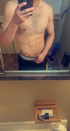 OnlyFans cuenta j.reyes98 avatar 1