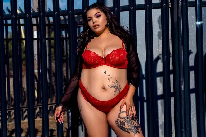 OnlyFans cuenta dahliavonknight header 2