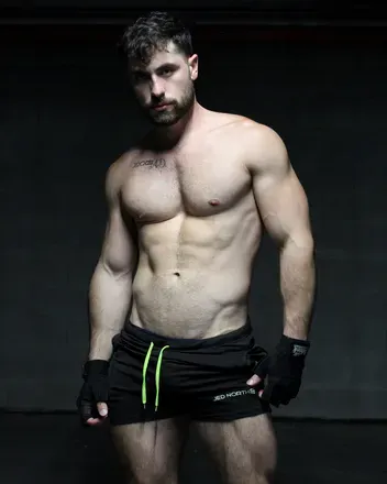 OnlyFans account  roy3te avatar 1