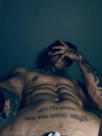 OnlyFans cuenta 2bleachaka header 2