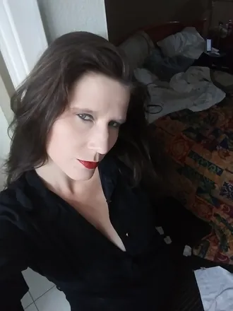 OnlyFans cuenta sexymama1820 header 2