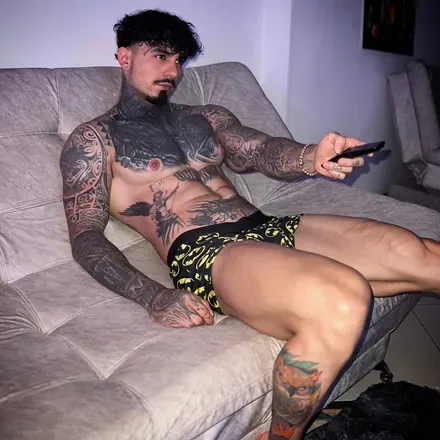OnlyFans cuenta fernandohincapie header 2