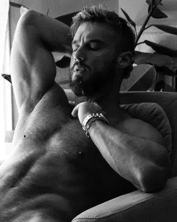 OnlyFans account  kingpinsla avatar 1