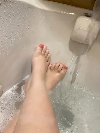 OnlyFans cuenta lil.a.feet header 2
