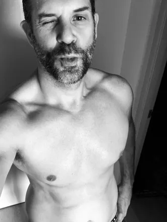 OnlyFans cuenta scozzie header 2