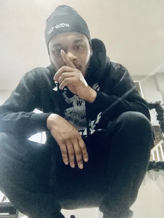 OnlyFans account  boss_qmoneyy42 header 2