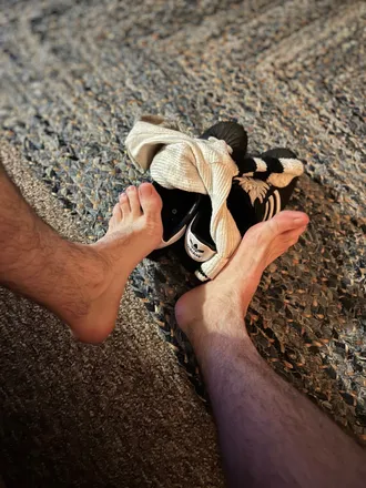 OnlyFans cuenta sniffmypaws header 2