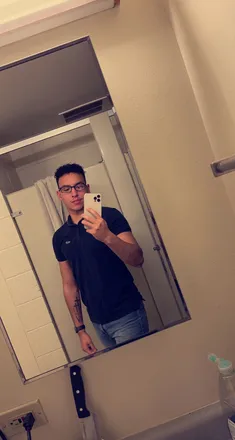 OnlyFans cuenta frekycurlyfuk header 1