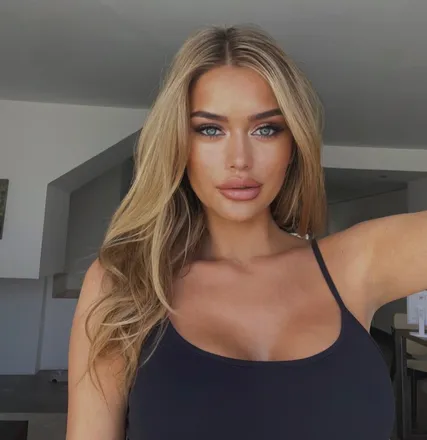 OnlyFans cuenta jessinmarbella header 2
