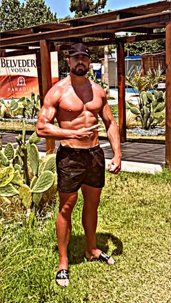 OnlyFans cuenta shreddedasfuark69 header 2