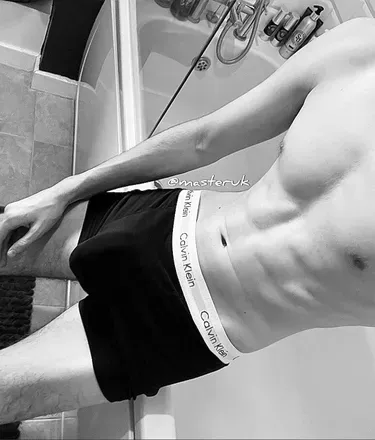 OnlyFans cuenta masterukfree header 2