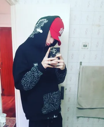OnlyFans cuenta papifloow header 2