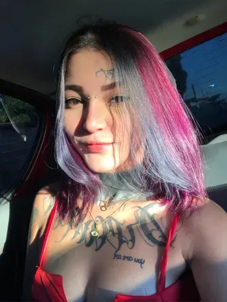 OnlyFans account  irispardo avatar 1