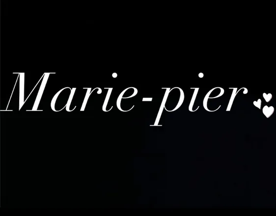 OnlyFans cuenta mariepierxoox header 2