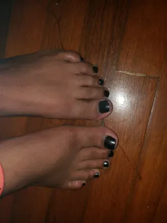 OnlyFans cuenta pretti_feet avatar 1