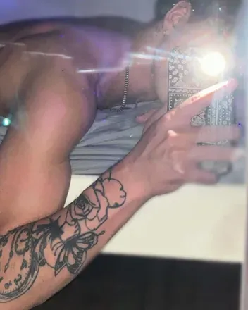 OnlyFans of averagezeph258