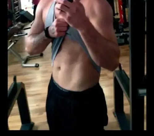 OnlyFans cuenta tom_cwb86 header 2