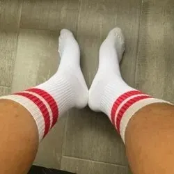 OnlyFans cuenta feetloverlat avatar 1