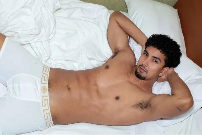 OnlyFans cuenta mykeofficial header 2