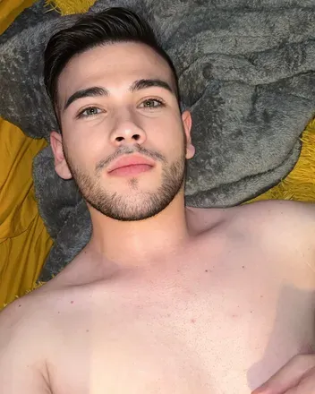 OnlyFans cuenta soldadito94 header 2
