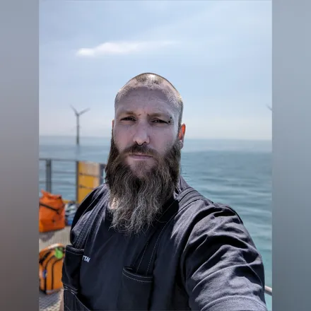 OnlyFans account  vikingmrc header 2