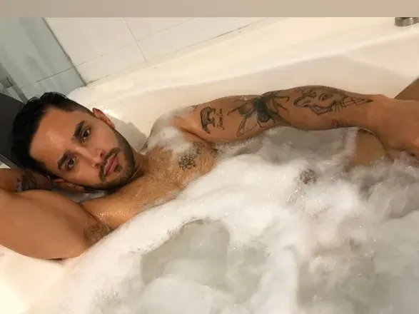 OnlyFans cuenta christopherccruz header 2