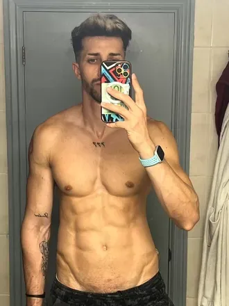 OnlyFans cuenta juligalmodel header 2