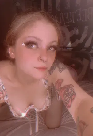 OnlyFans cuenta petitelilghoul avatar 1