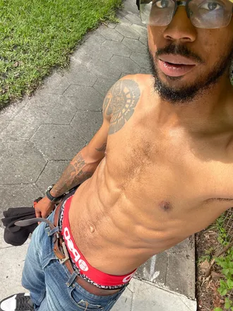 OnlyFans account  crossdick header 2