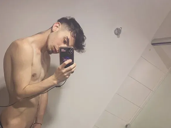 OnlyFans cuenta david_turner header 2