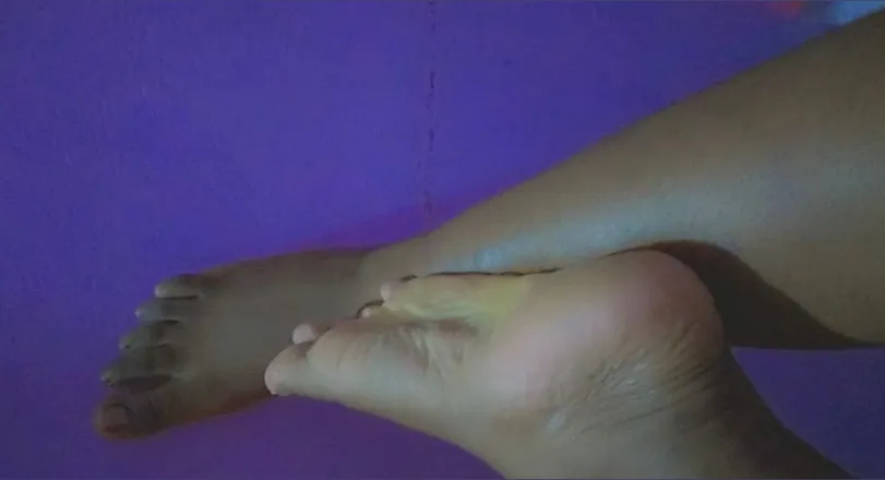 OnlyFans cuenta theprettyfeetplug header 2
