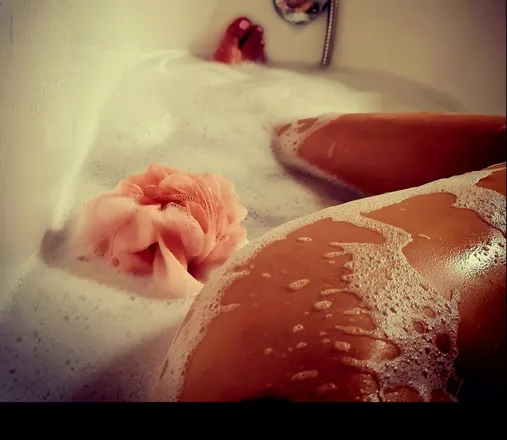 OnlyFans cuenta wildbutterflyy header 2