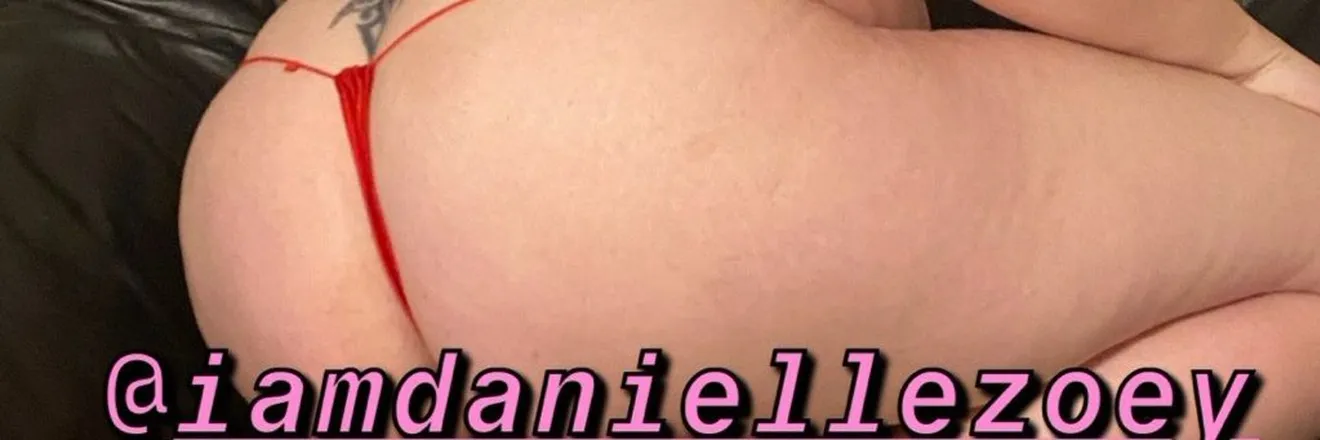 OnlyFans cuenta iamdaniellezoey header 2