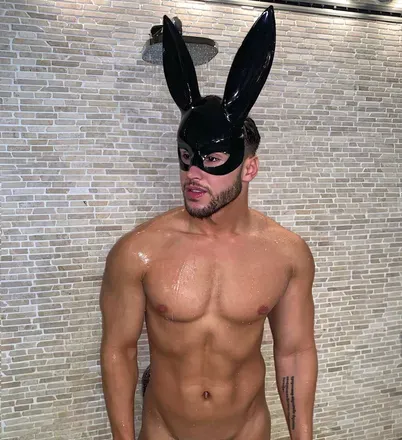 OnlyFans account  liam717 avatar 1