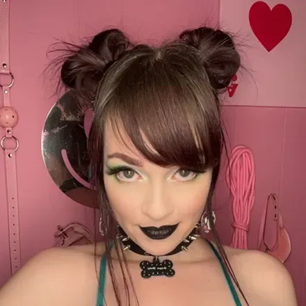 OnlyFans account  sophiemoon avatar 1