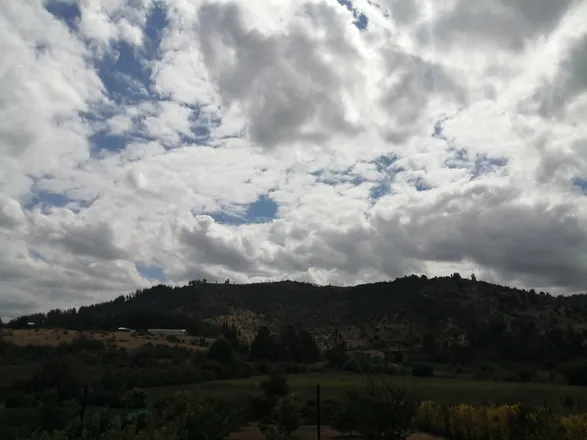 OnlyFans cuenta holiacc header 2