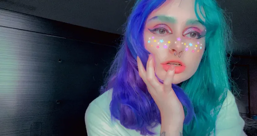 OnlyFans cuenta fluffycloudperson_kat header 2