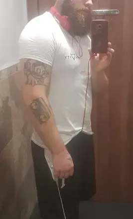 OnlyFans cuenta whowantsfuzz avatar 1