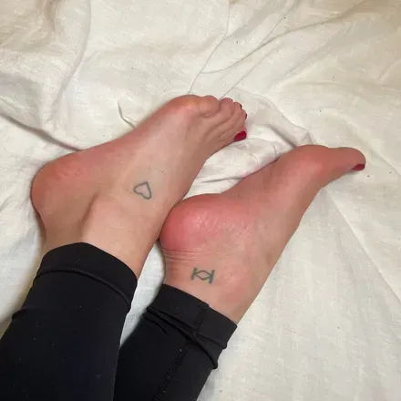 OnlyFans cuenta peachyfootsies avatar 1