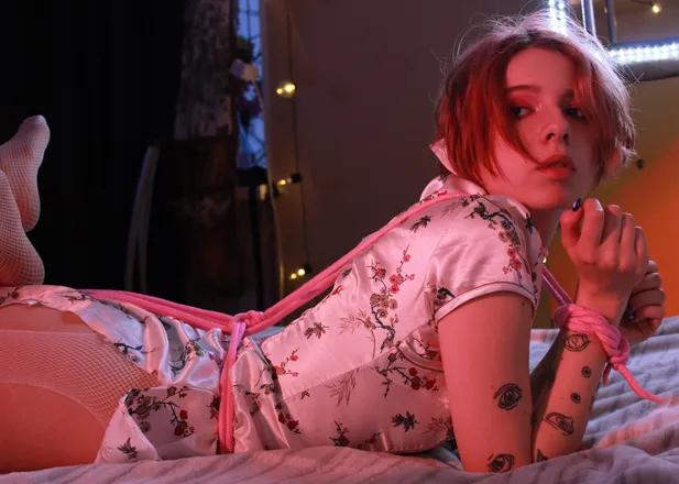 OnlyFans account  roxyfoxvip header 2