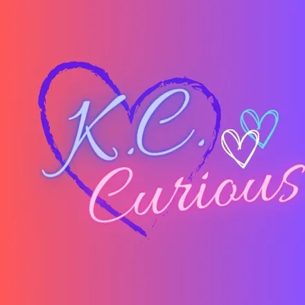 OnlyFans cuenta kc-curious header 2