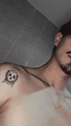 OnlyFans cuenta little_crow04 avatar 1