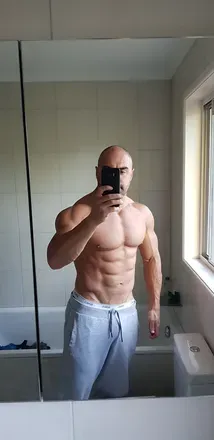 OnlyFans account  heyteejay avatar 1