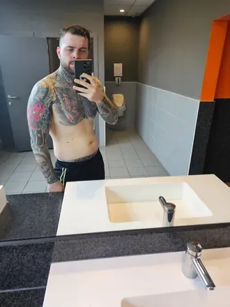 OnlyFans cuenta andrei0996 avatar 1