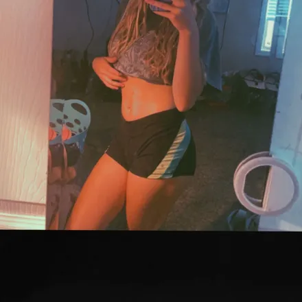 OnlyFans cuenta madgirl69 header 2