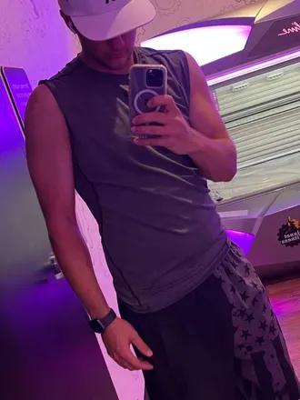 OnlyFans cuenta yourmomsfavorite2 avatar 1